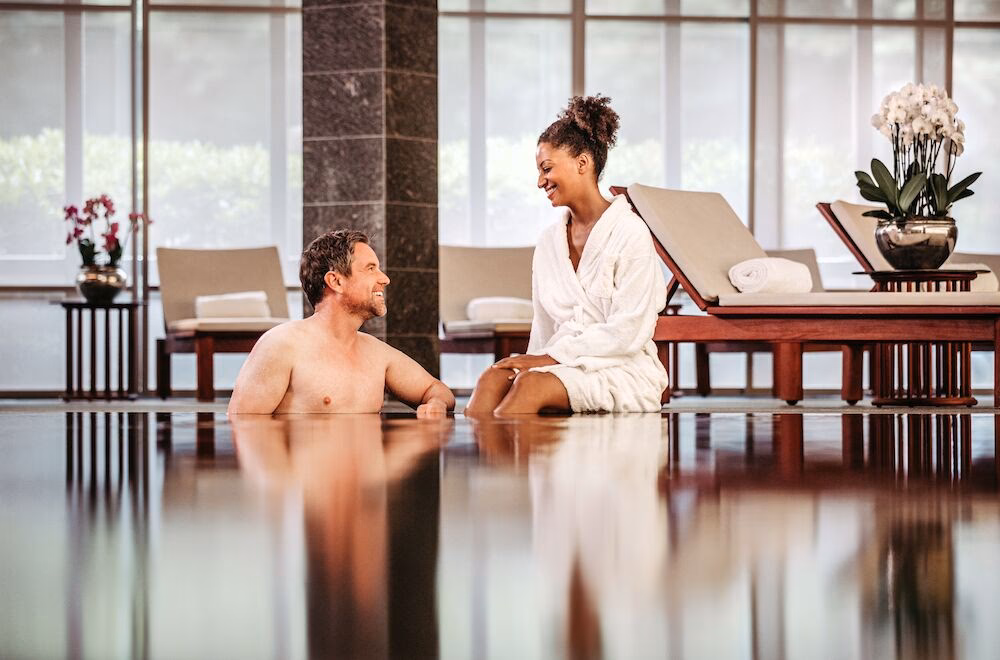 Was bietet das Parkhotel Quellenhof Aachen?