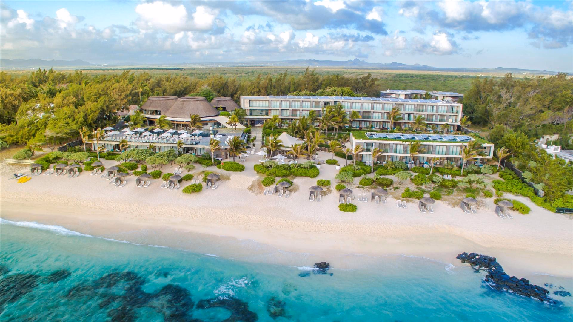 What time is check in & check out at Radisson Blu Poste Lafayette?