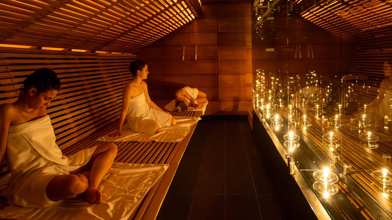 Wann ist die Sauna geöffnet?