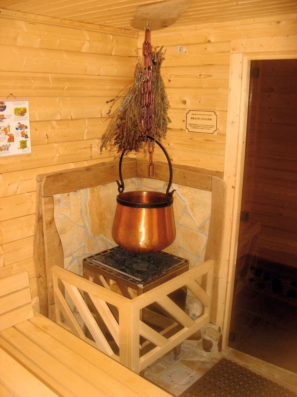 Was kann man in Marburg in einer Therme machen?