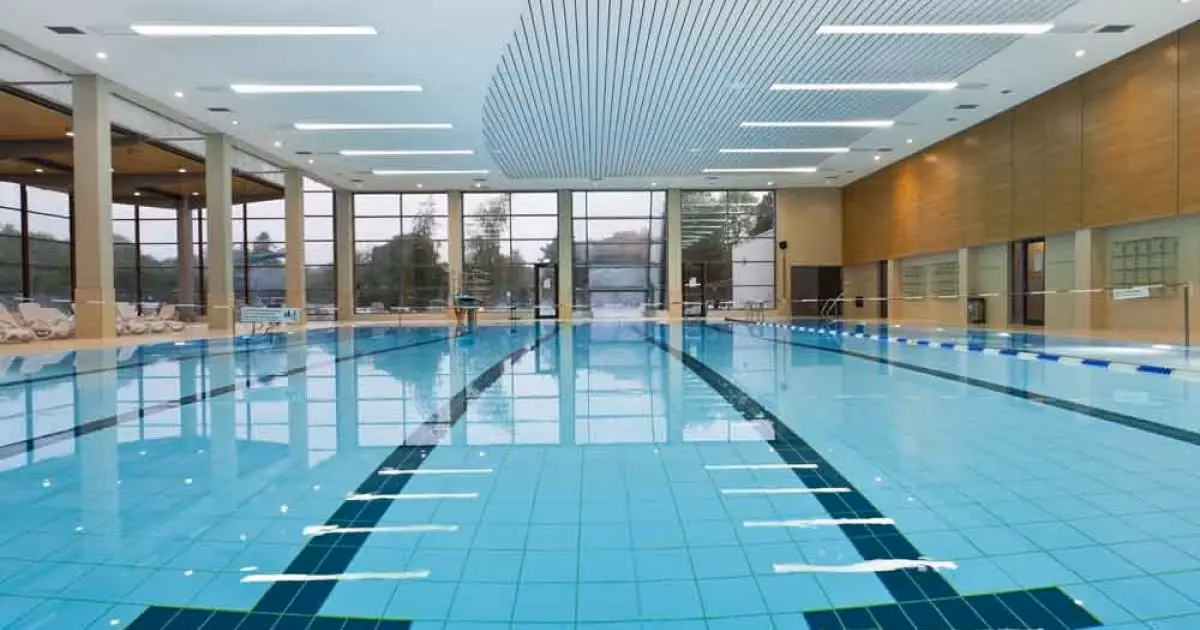 Was kann man im Michaeli-Hallenbad machen?