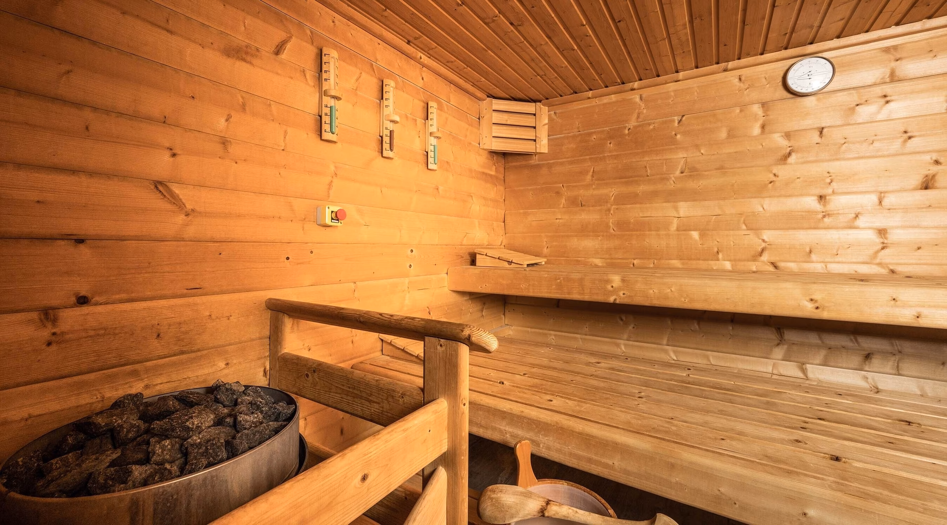What happens after a sauna session?