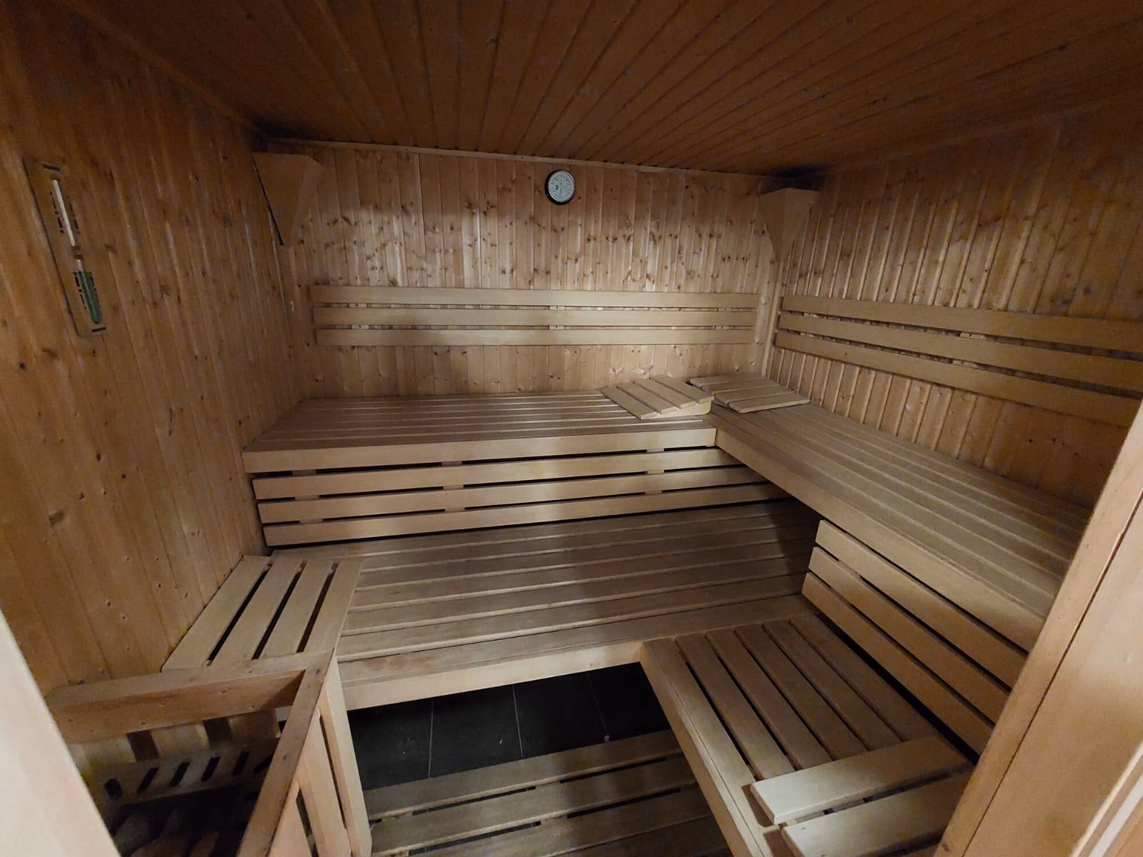 What is Bathhouse Spa?