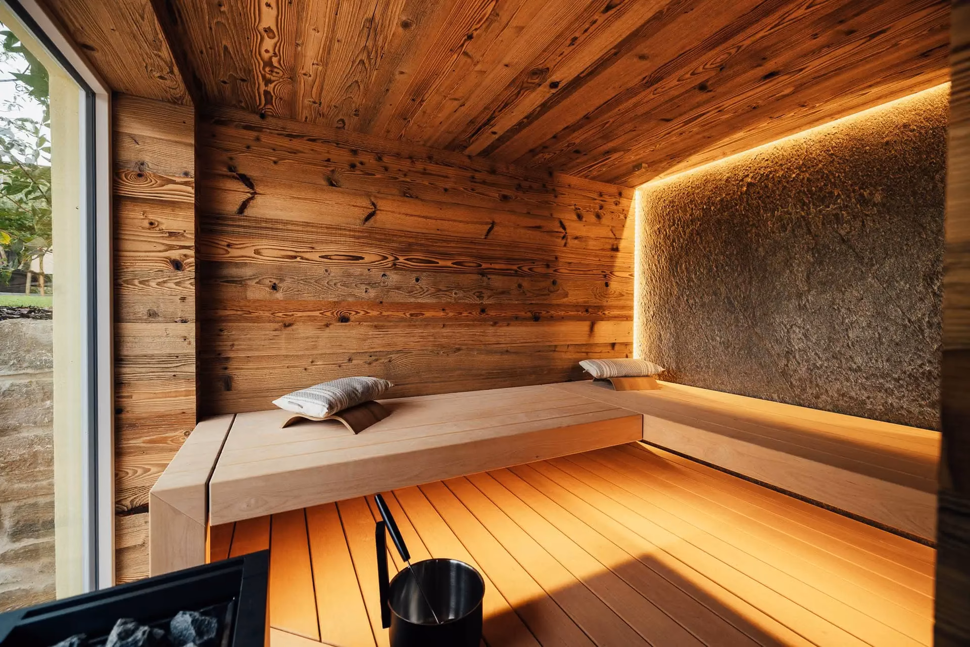 Ist es normal mit Unbekannten in der Sauna zu sitzen?