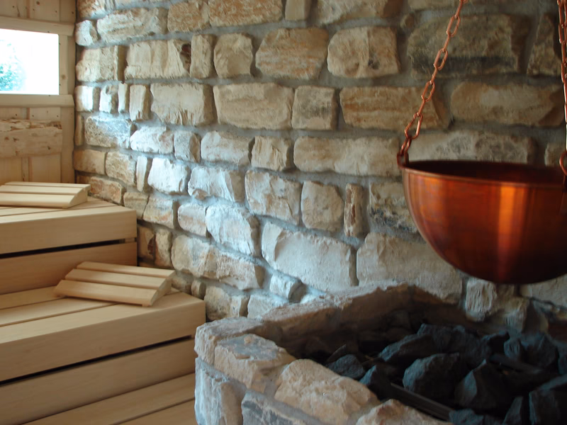 Welche Therapien bietet das Schwefelbad Steinbeck an?