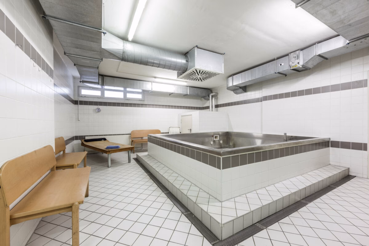 Wie viele STUWO Wohnheime gibt es in Wien?