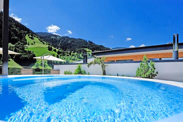 Was ist das Besondere an dem Hotel in See?