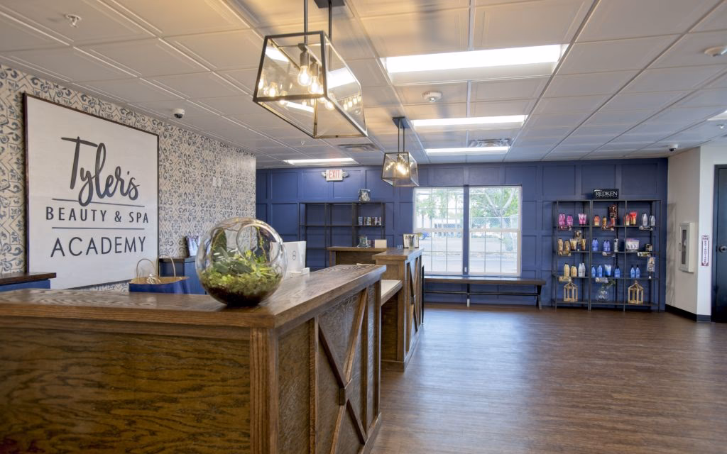 What is a spa course?