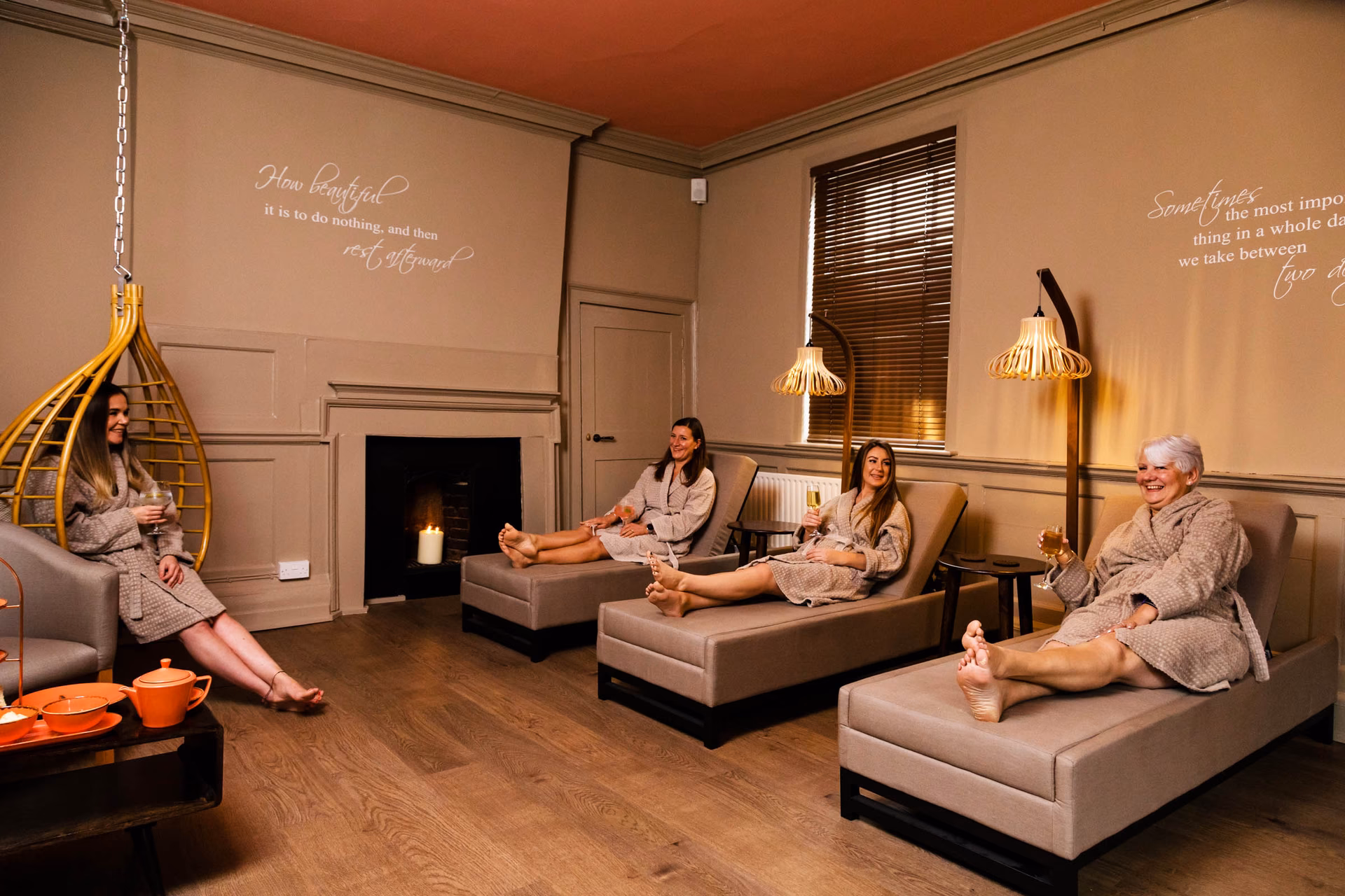 Does Winchester Hotel have a spa?