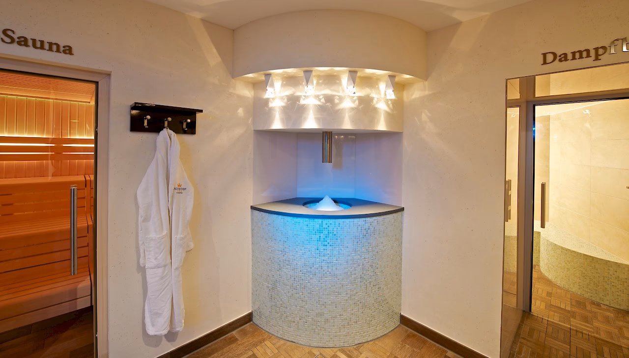 Was bietet das luxuriöse Spa im Zentrum von Münster?