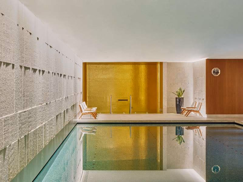 What are the benefits of a spa experience membership?