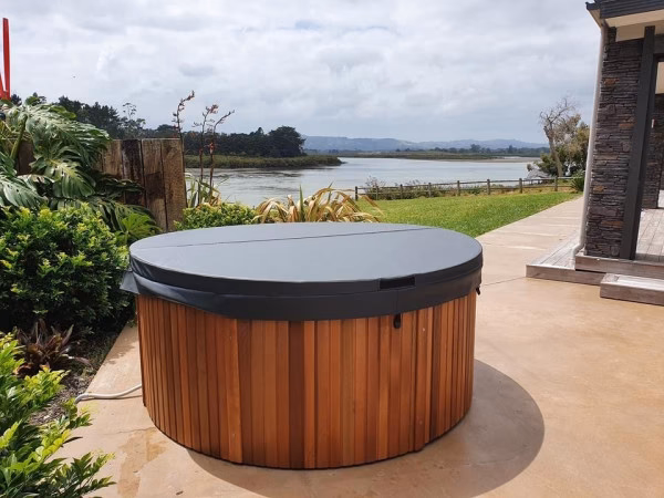 Do you build spa pools in Melbourne?
