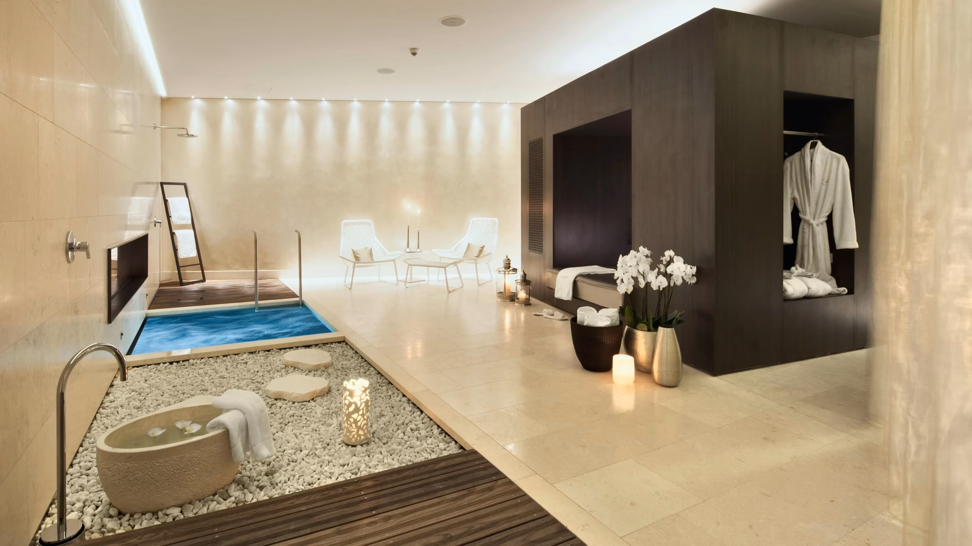 Was kann man im Thermalwasser-Pool machen?