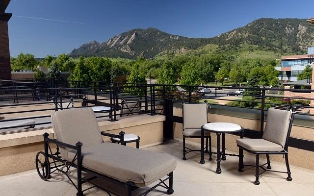 What can you do at St Julien Hotel & Spa?