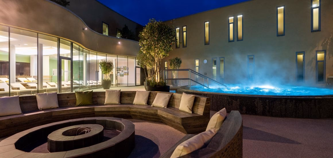 Was kann man in einer Therme machen?