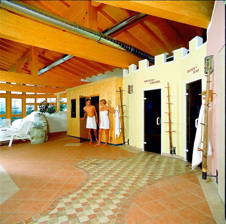 Was kann man in der Sauna machen?