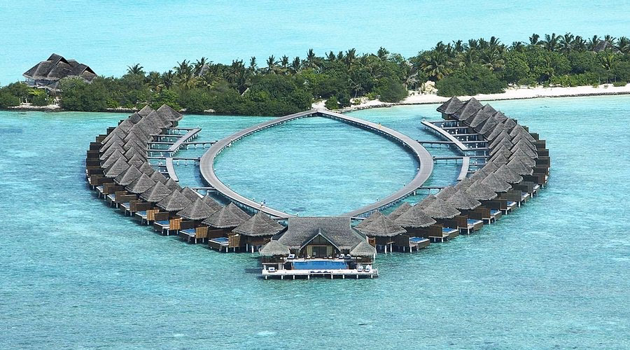 Does Taj Exotica Resort & Spa have a pool?