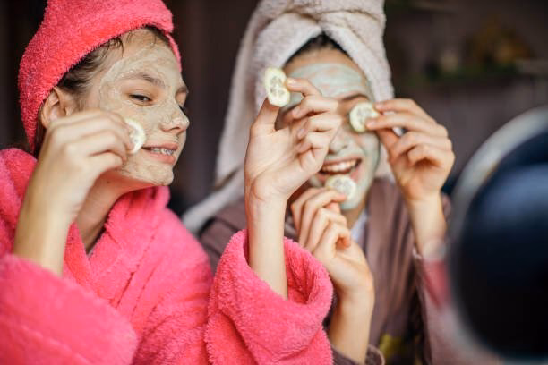 What is a teen spa package?