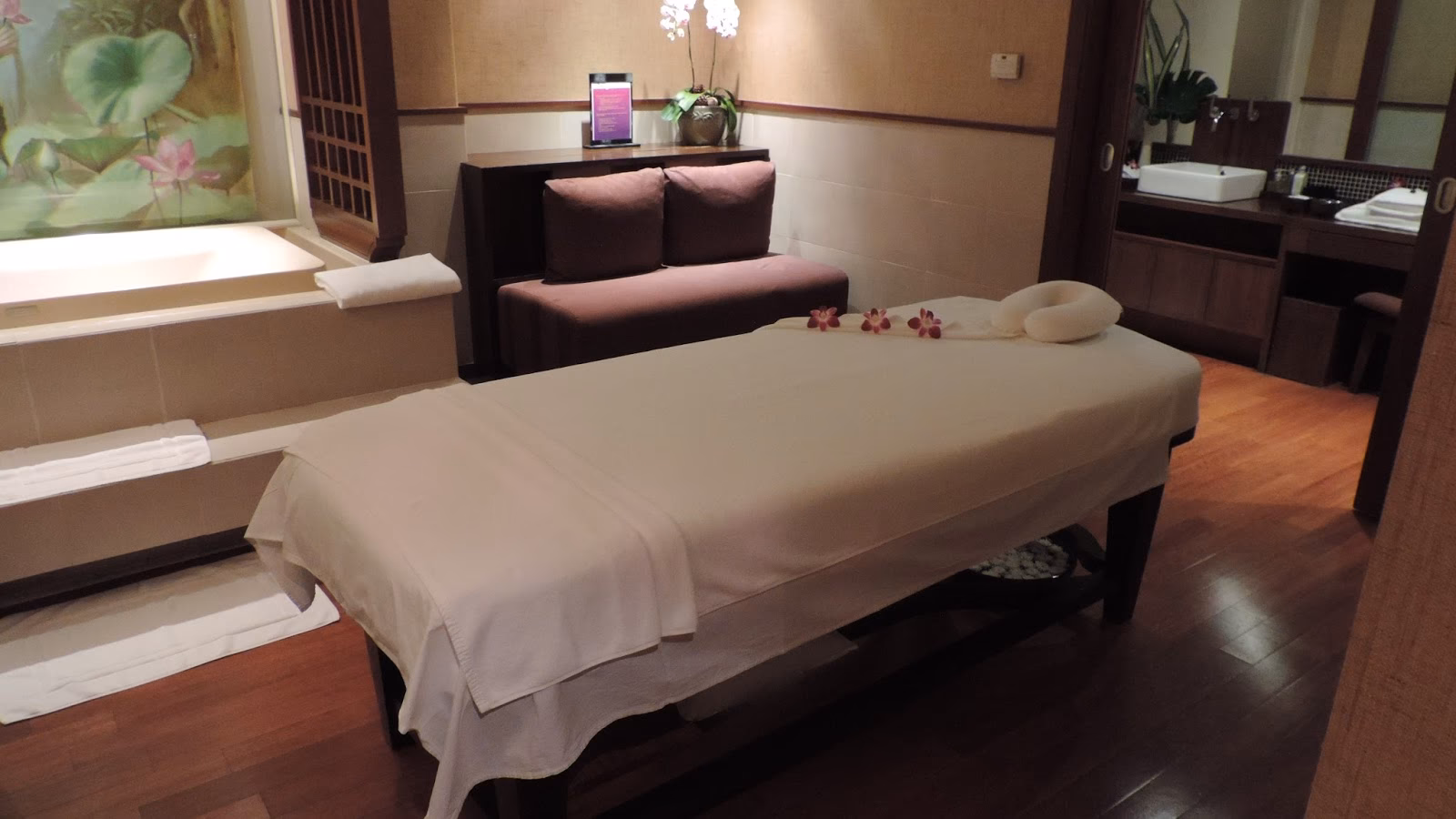 What is Thai Airways Royal Orchid Plus?