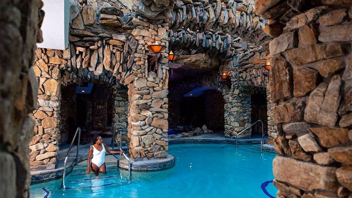 Where is the Omni Grove Park Inn & Spa?