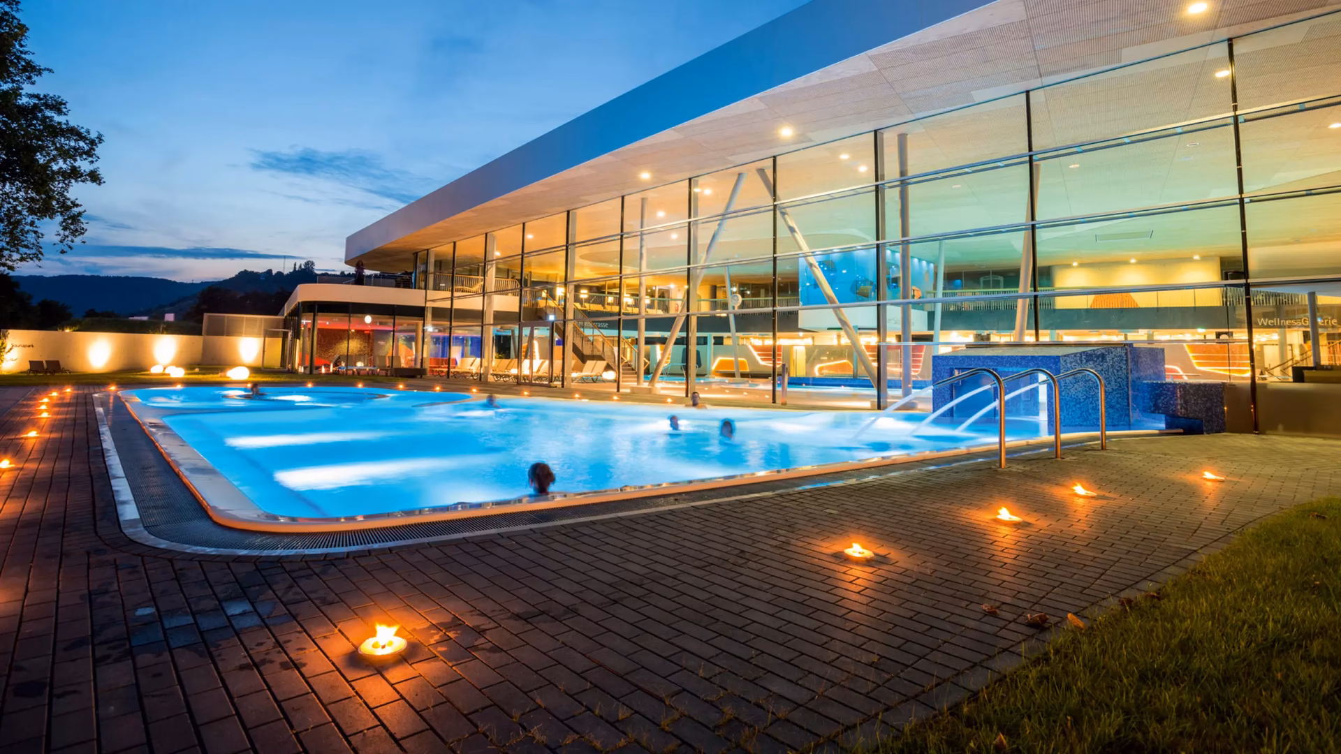 Wann ist das Schwimmbad reserviert?