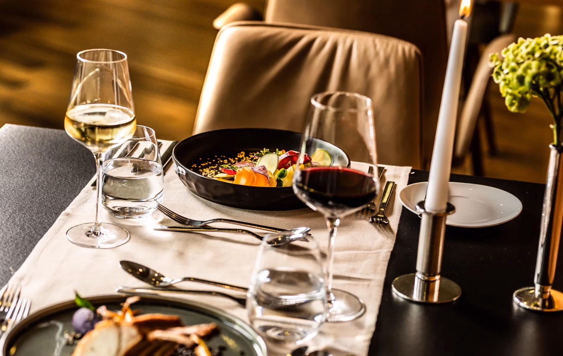 Was kostet eine Liege in der Therme Laa?