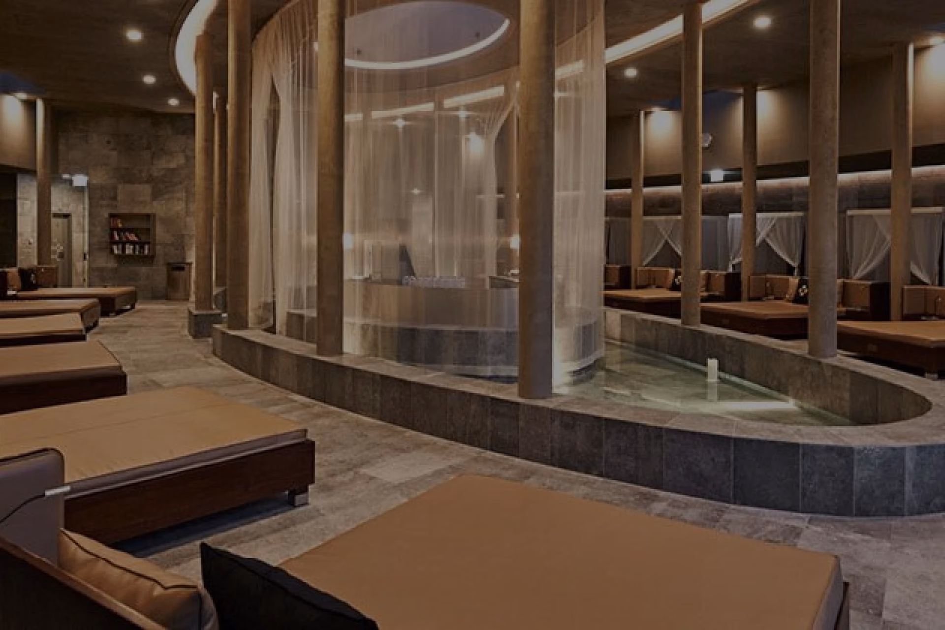 Was kann man in der Therme Laa machen?