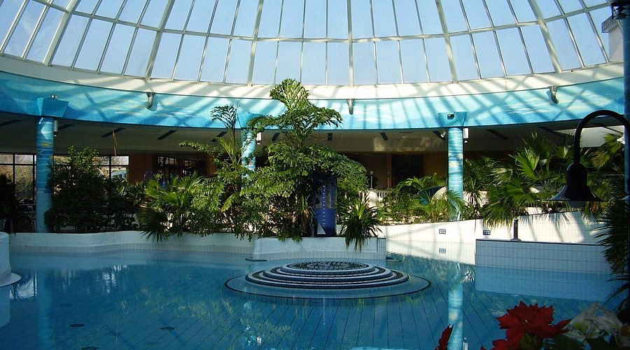 Welche Massagen gibt es im Schwebebad?