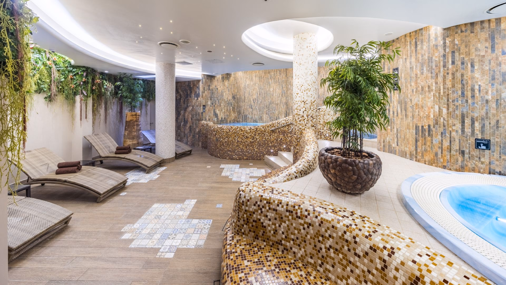 Why should you choose spa Riverside?